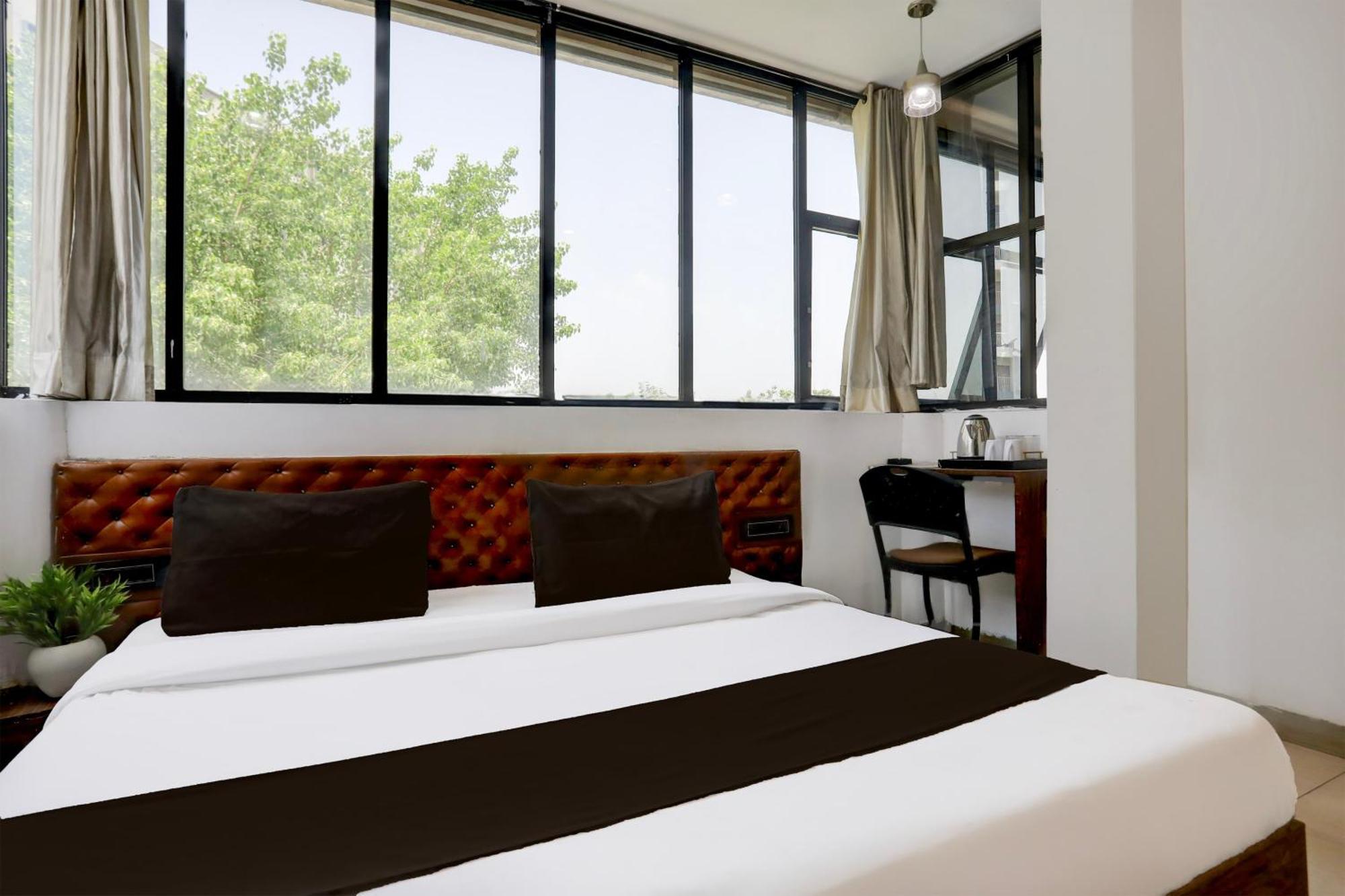 Super Hotel O Mp Nagar Near Rachna Tower ボーパール エクステリア 写真